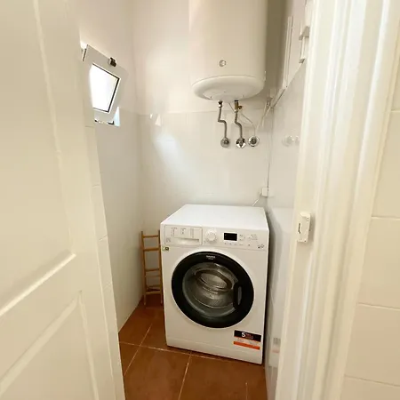 Fantastic Spacious Near Carcavelos