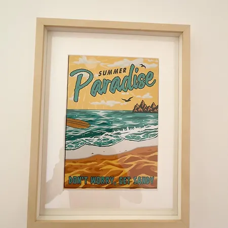 Fantastic Spacious Near Carcavelos Apartment Parede