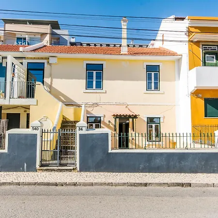 Apartment Fantastic Spacious Near Carcavelos *