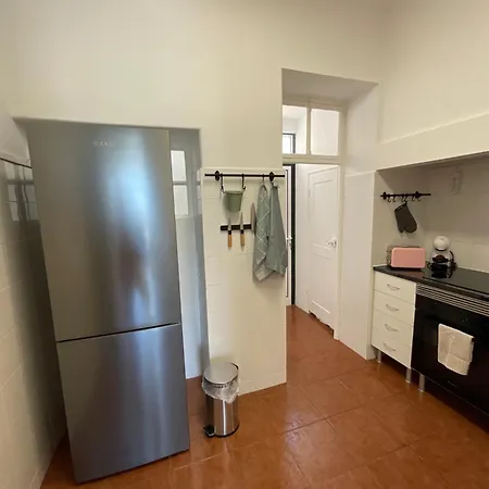 Fantastic Spacious Near Carcavelos Apartment Parede