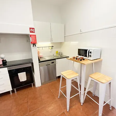 Fantastic Spacious Near Carcavelos شقة باريد